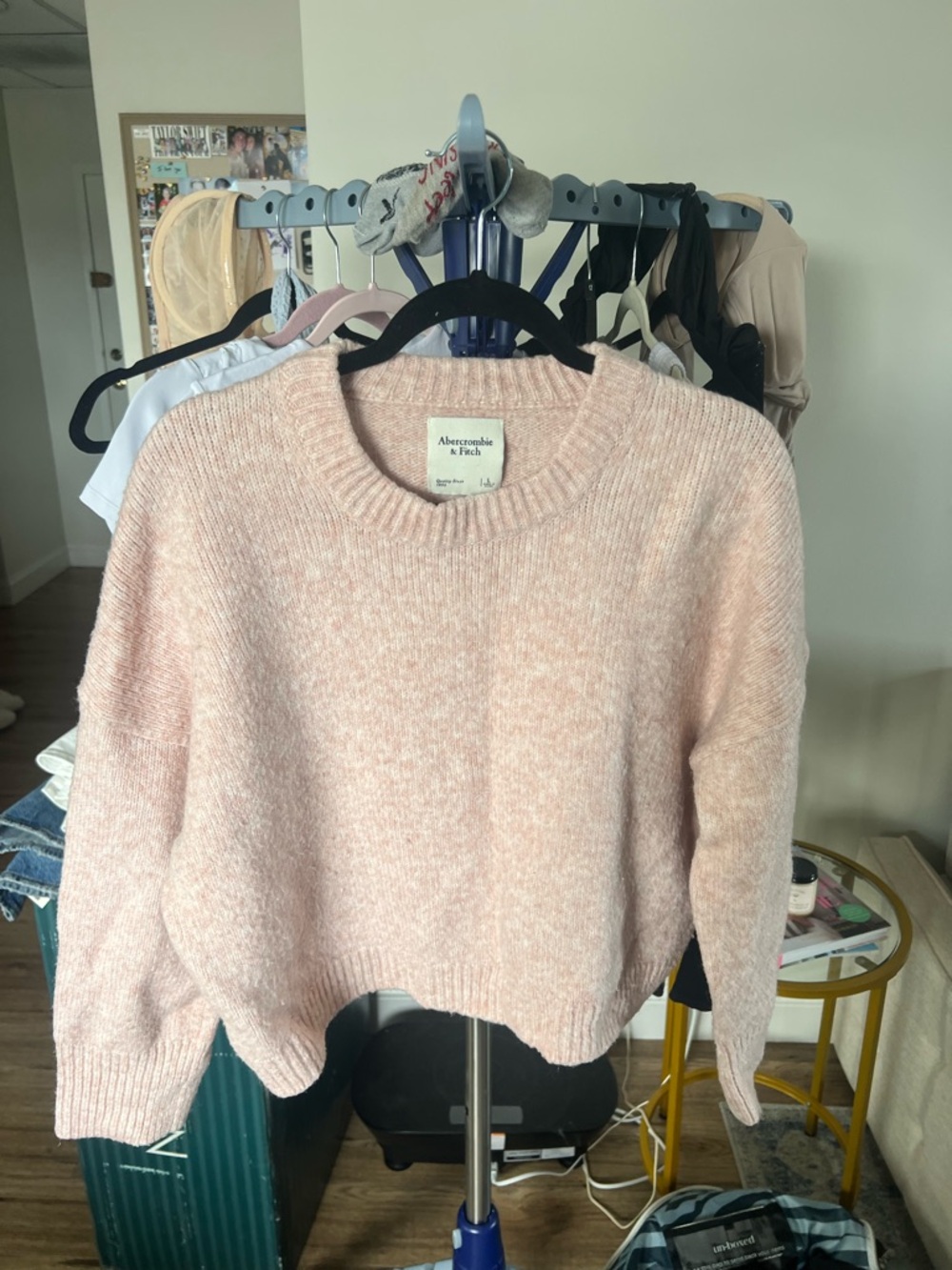 Abercrombie & Fitch Blush Pink Crewneck Sweater